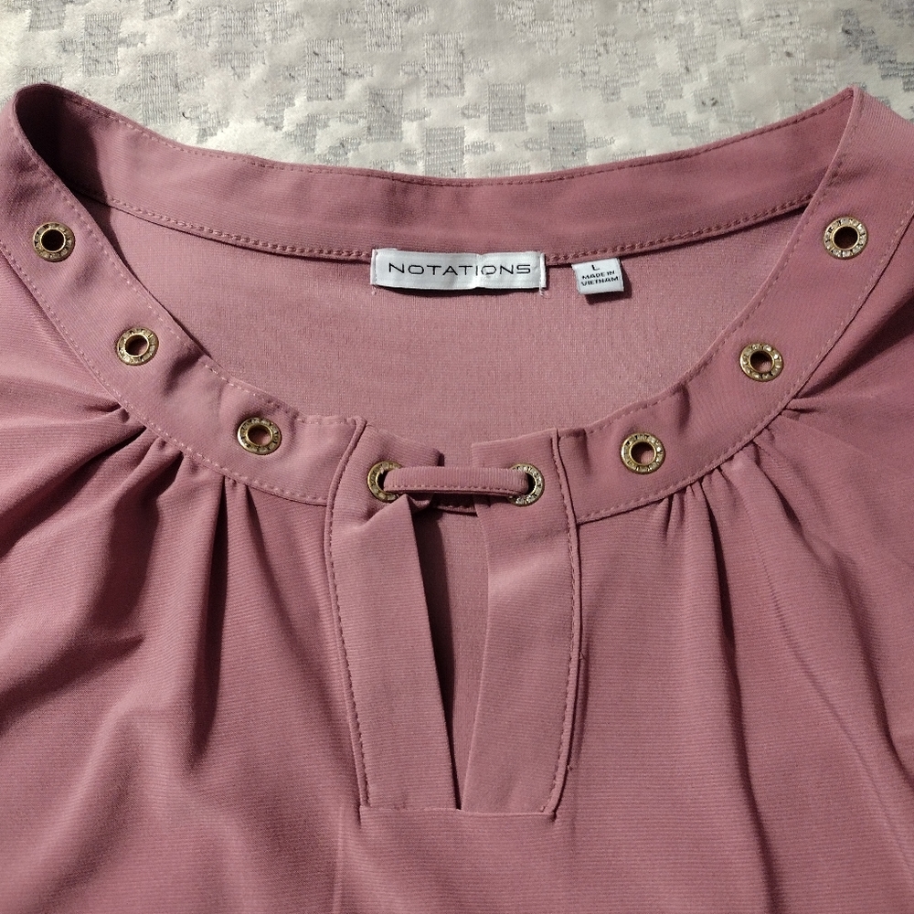 Notations Women's Solid Crystal Short Sleeve Top - Mauve Large